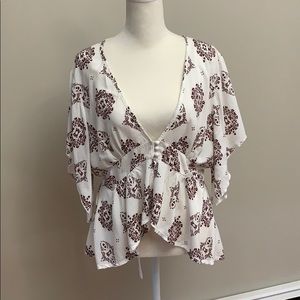Charlotte Russe cream top XL